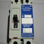 DISJONCTEUR 20A 600V 2P CUTLER-HAMMER