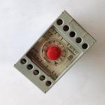 RELAIS A TEMPORISATION