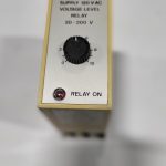 RELAIS DE NIVEAU DE TENSION 11 BROCHES  (20-200V ) 120VAC