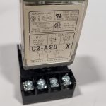 RELAIS 8 PINS - 10A BOBINE 120V (PQT 3)