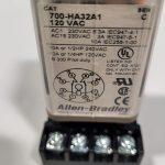 RELAIS 8 PINS - 10A BOBINE 120V - SERIES C (PQT 4)