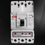 DISJONCTEUR 300A 600V 3P WESTINGHOUSE/CUTLER-HAMMER/EATON 35KA